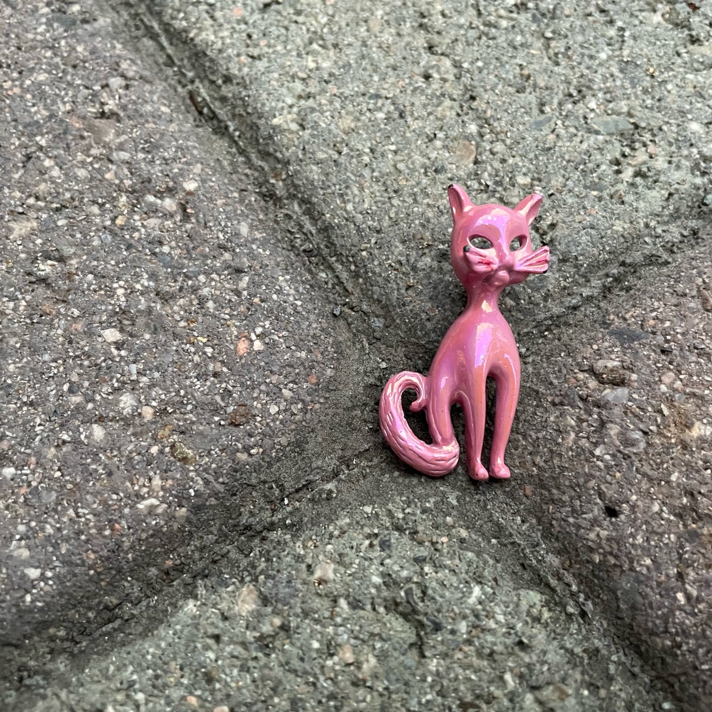 Vintage , Pink Kitty with Large Whiskers, Brooch Pin